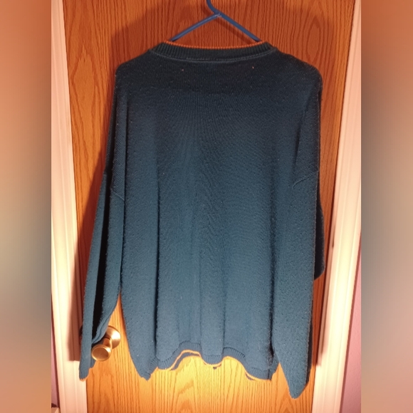 The Villager Women - Picture 2 of 4